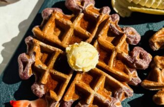 Strawberry Banana Cottage Cheese Waffles