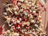Valentine’s Day Snack Mix – Fit Foodie Finds